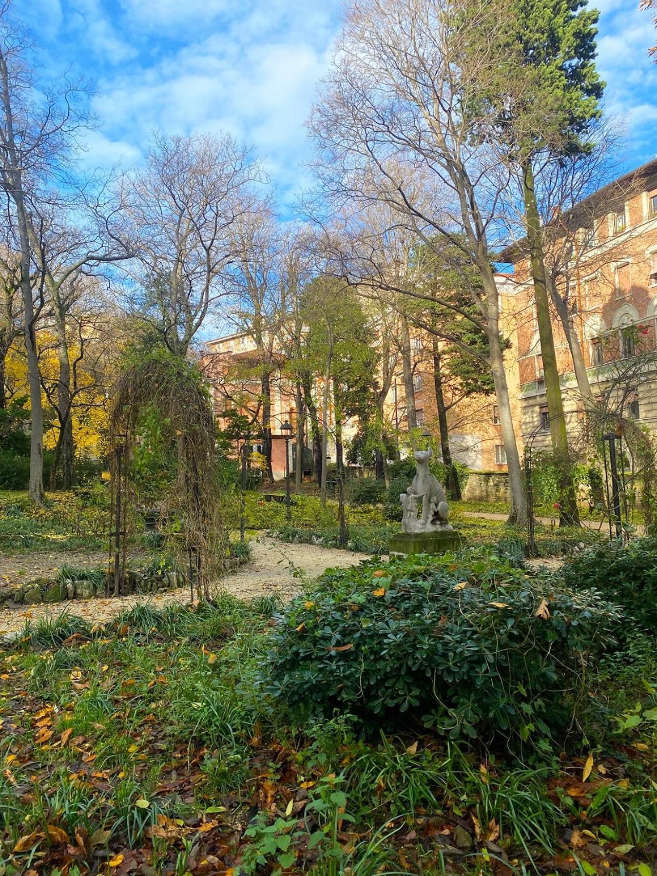 Blucavana, Casa Vacanze In Centro A Трієст Екстер'єр фото